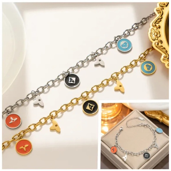 18K Gold Clover & Flower Candy Colored Enamel Chunky Chain Bracelet No Fade - Picture 3 of 6